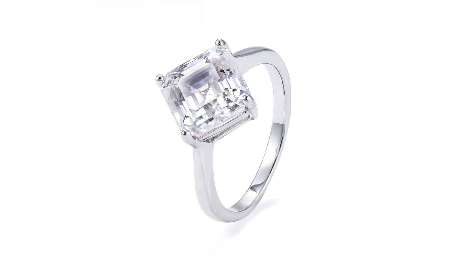 Moissanite solitaire ring in 925 sterling silver with a square asscher-cut centre stone in a four-prong setting