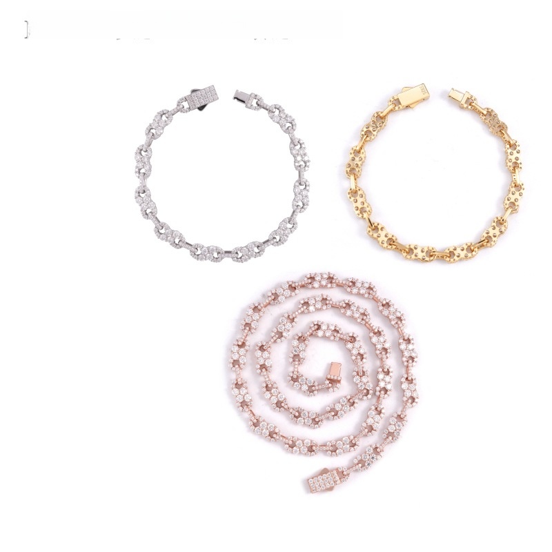 Moissanite Figure-8 Link Chain — VVS Iced, 925 Silver — NOVAE ATELIER