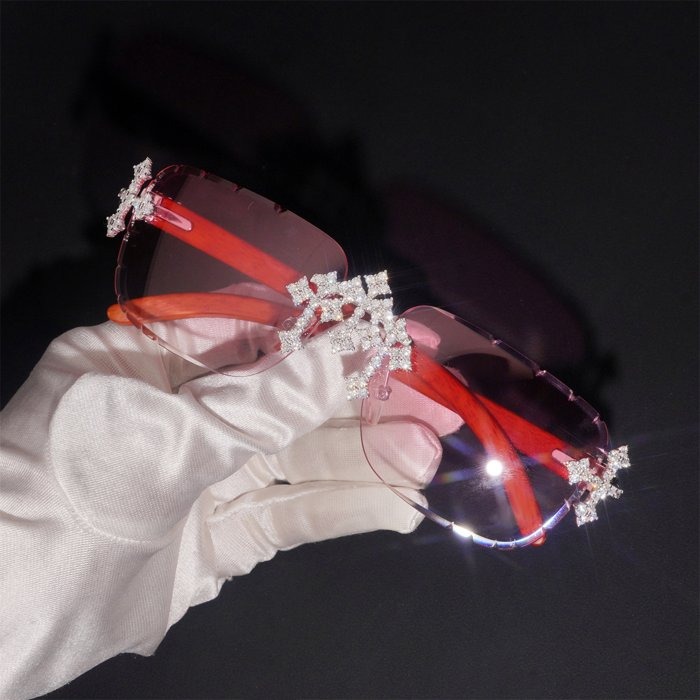 Moissanite Cross Design Hip-Hop Sunglasses — NOVAE ATELIER