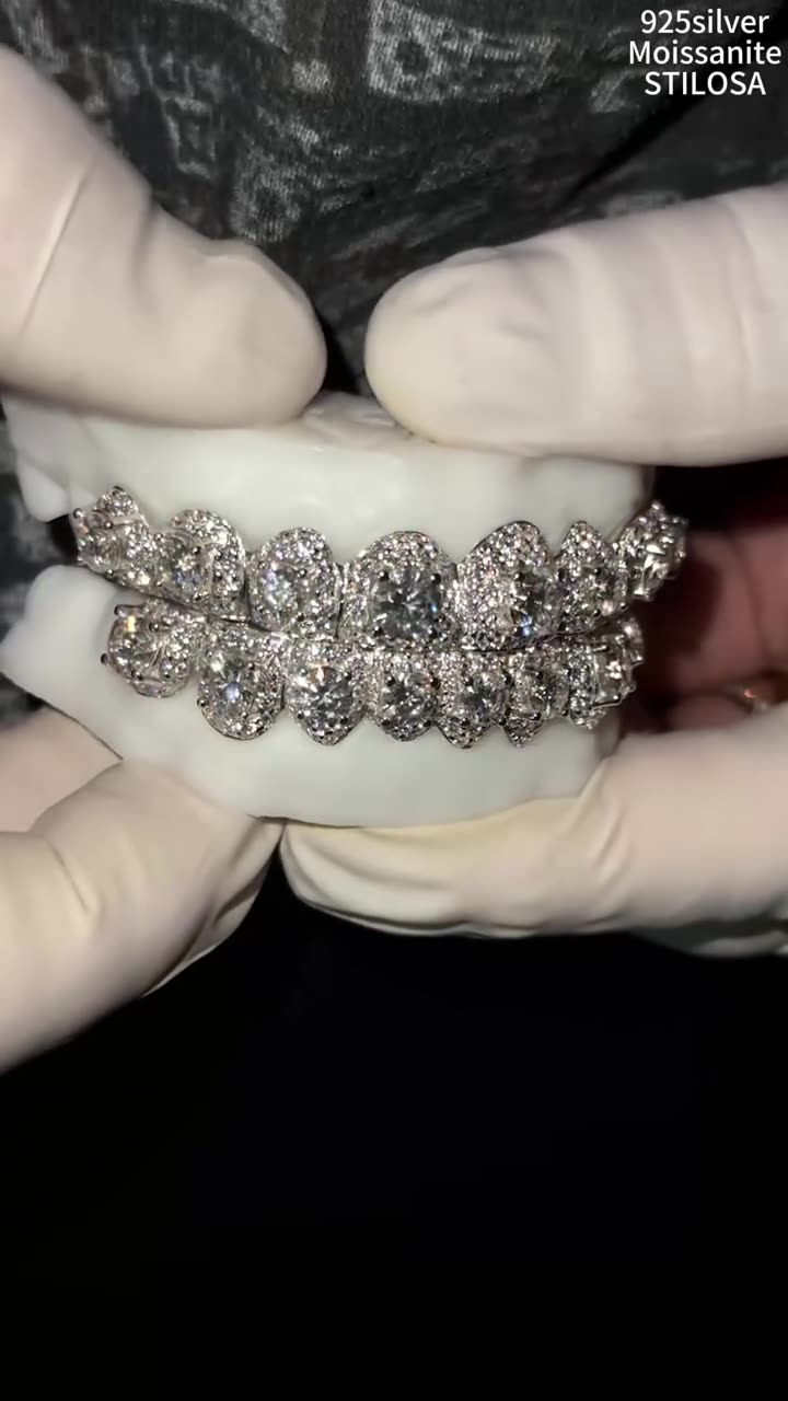 Custom Grillz — Large Center Stone, Moissanite, 925 Silver