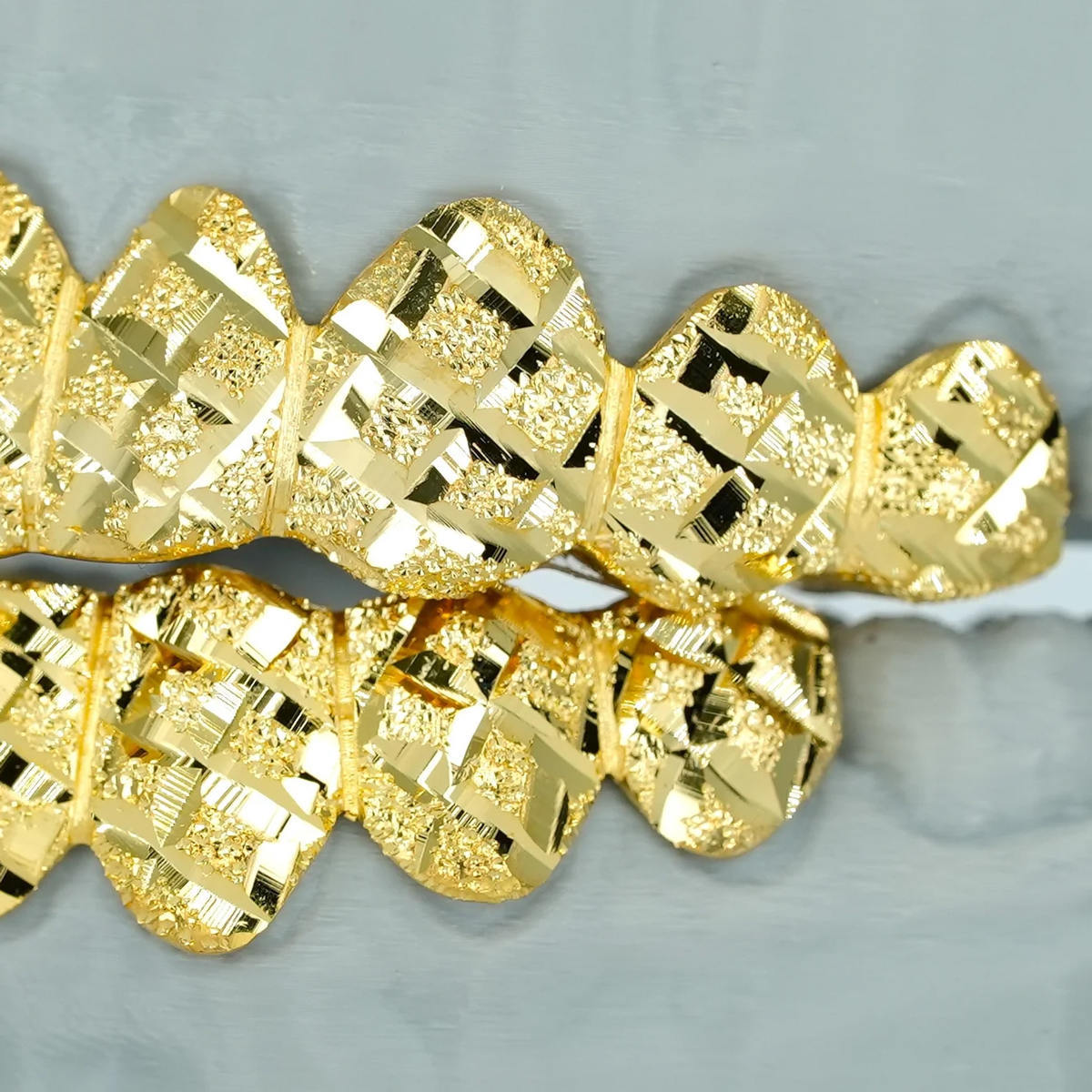 Custom Grillz — Textured Silver, Faceted Cut, No Stones — NOVAE ATELIER
